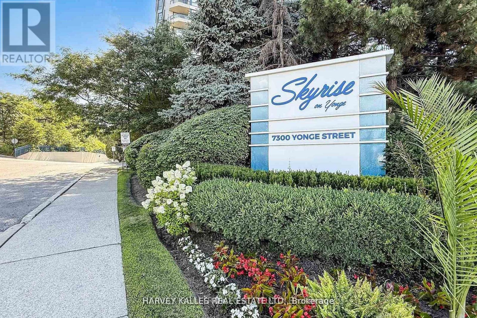 311 - 7300 YONGE STREET, Vaughan, Ontario