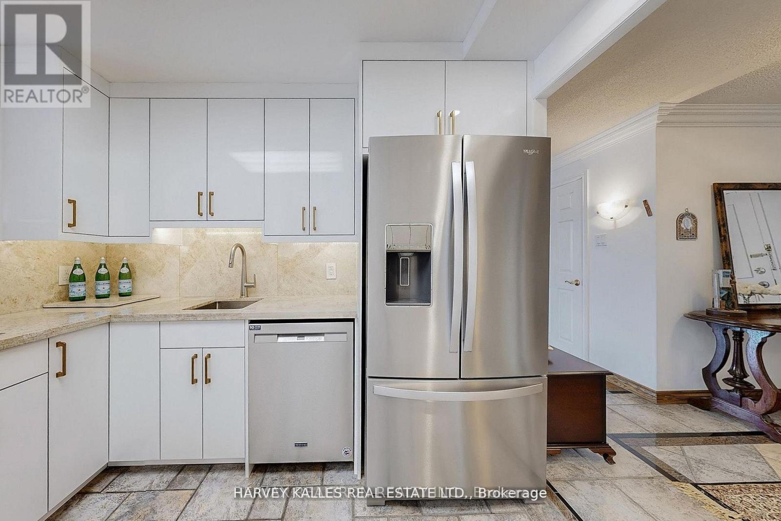 311 - 7300 Yonge Street, Vaughan, Ontario L4J 7Y5 - Photo 6 - N13425832