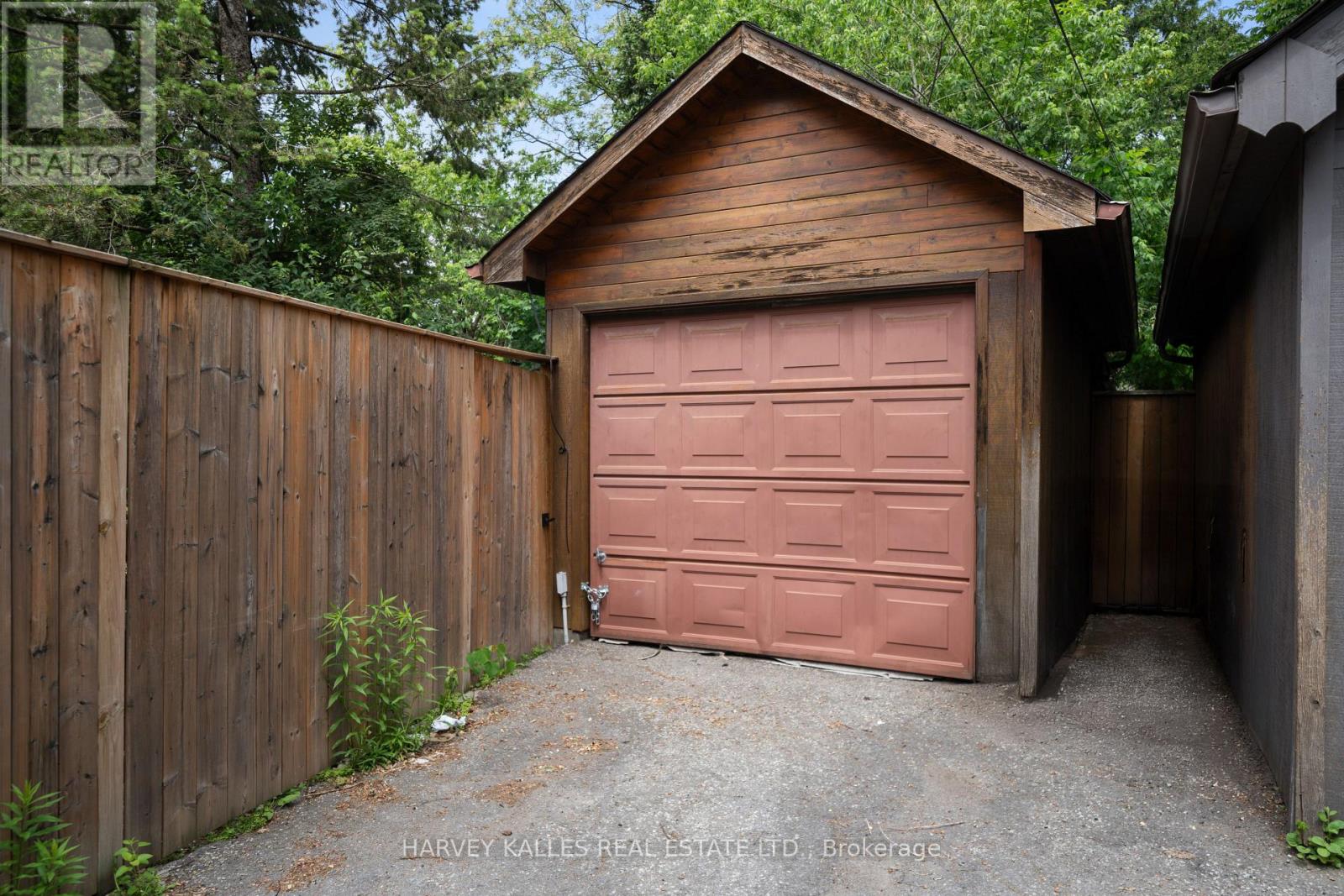 98 Roselawn Avenue, Toronto, Ontario  M4R 1E6 - Photo 9 - C13428560