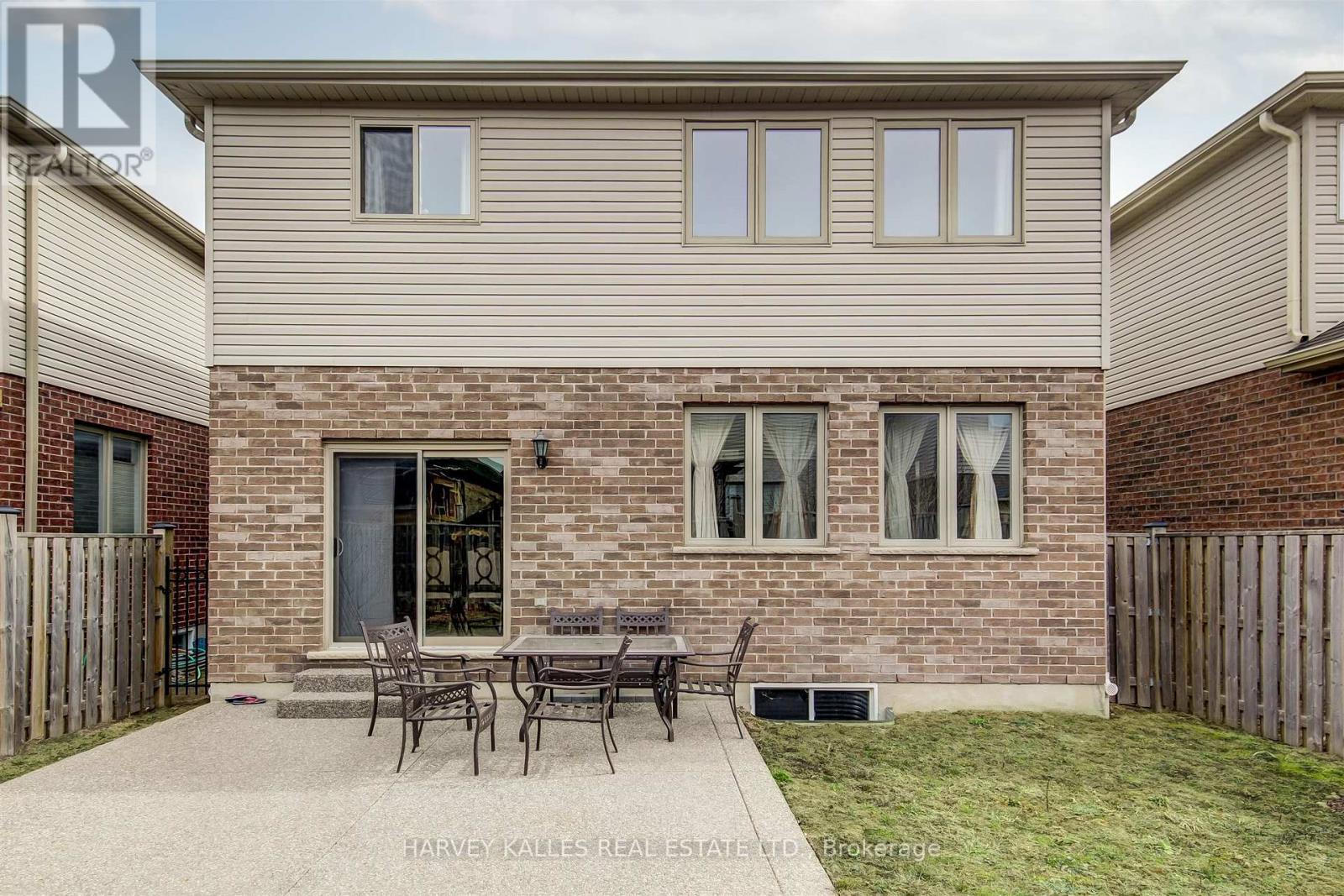 106 Eden Oak Trail, Kitchener, Ontario N2A 0G1 - Photo 27 - X13430580