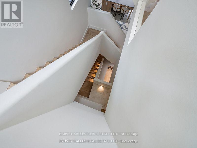 239 Borden Street, Toronto, Ontario M5S 2N5 - Photo 19 - C13432518