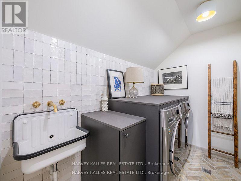 239 Borden Street, Toronto, Ontario M5S 2N5 - Photo 24 - C13432518