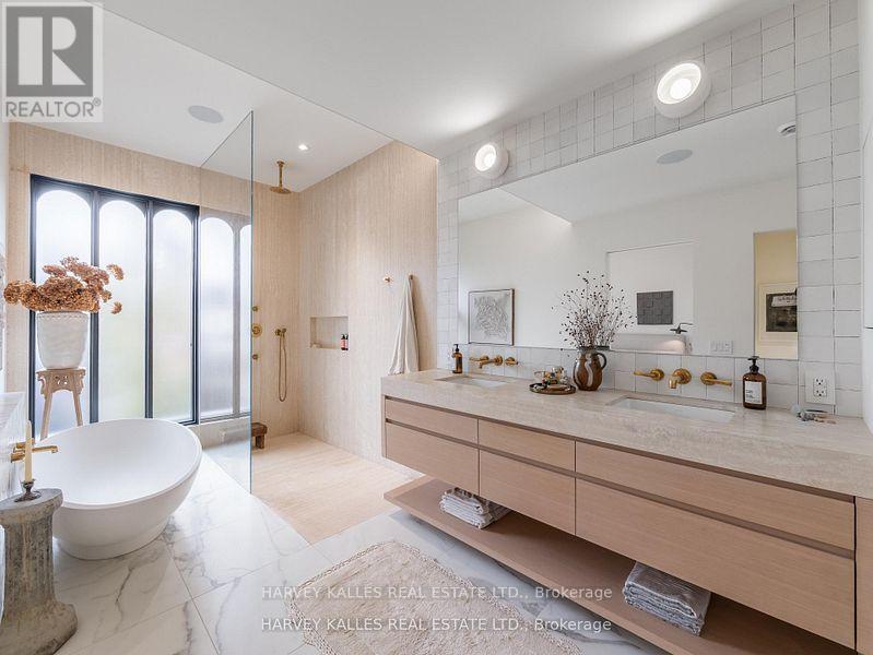 239 Borden Street, Toronto, Ontario M5S 2N5 - Photo 27 - C13432518