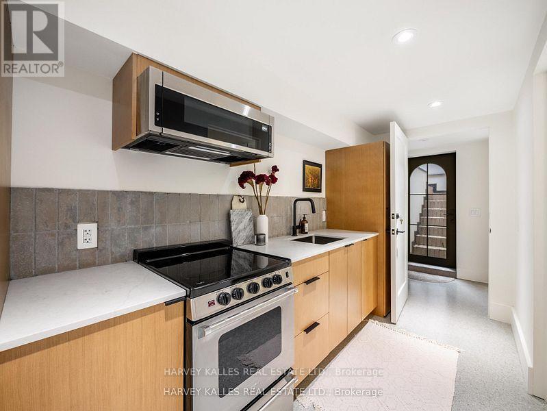 239 Borden Street, Toronto, Ontario M5S 2N5 - Photo 41 - C13432518