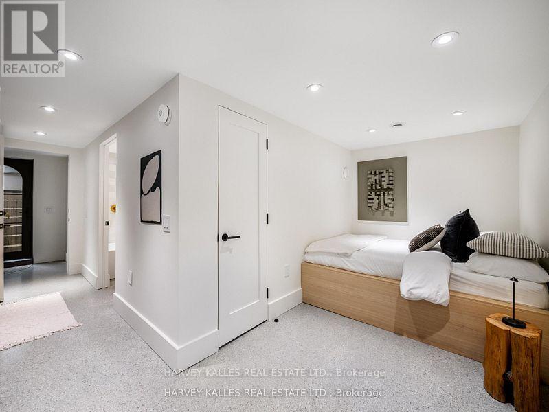 239 Borden Street, Toronto, Ontario M5S 2N5 - Photo 44 - C13432518
