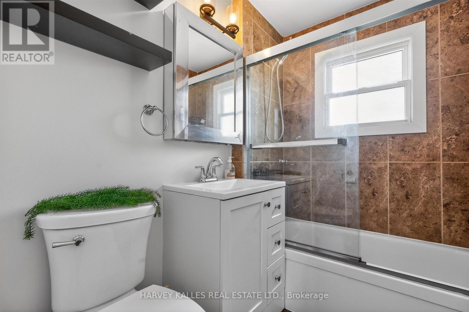 7566 Sixth Line, Milton, Ontario  L0P 1E0 - Photo 10 - W13436170