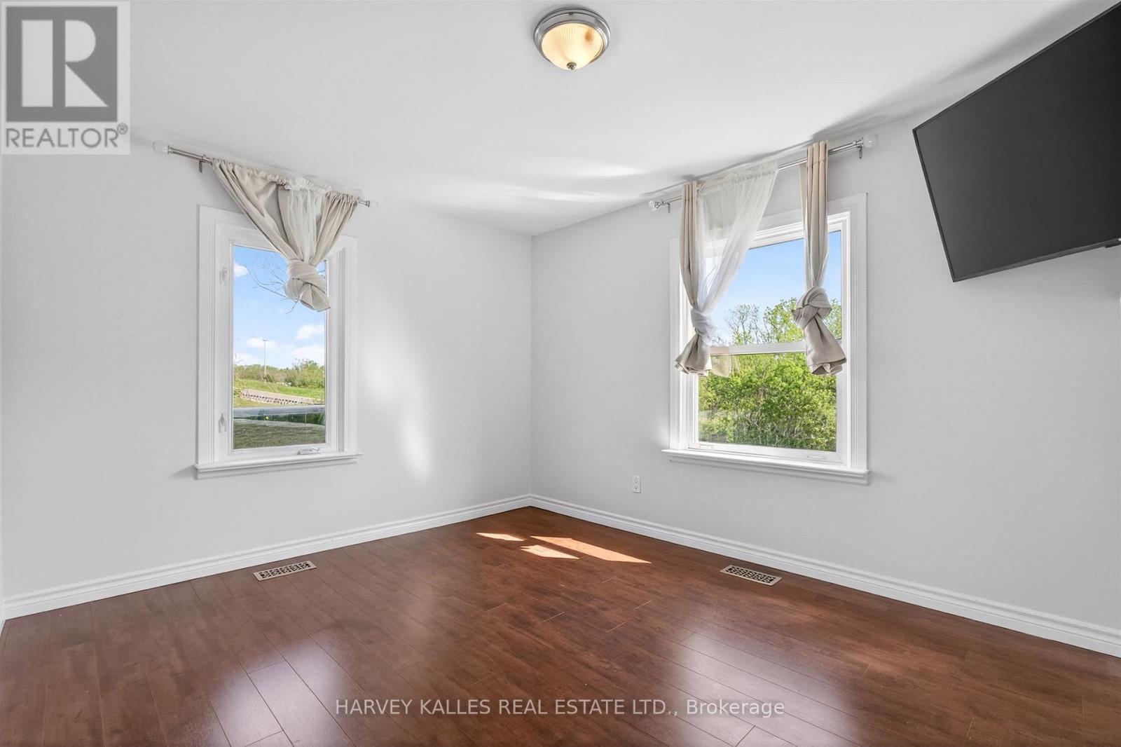 7566 Sixth Line, Milton, Ontario  L0P 1E0 - Photo 12 - W13436170