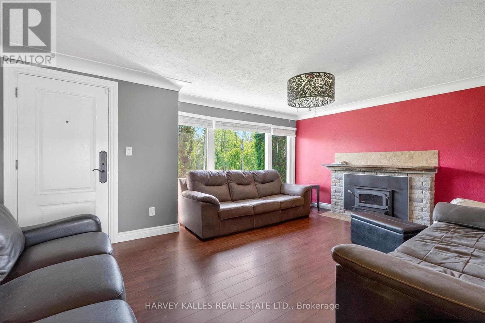 7566 Sixth Line, Milton, Ontario  L0P 1E0 - Photo 3 - W13436170