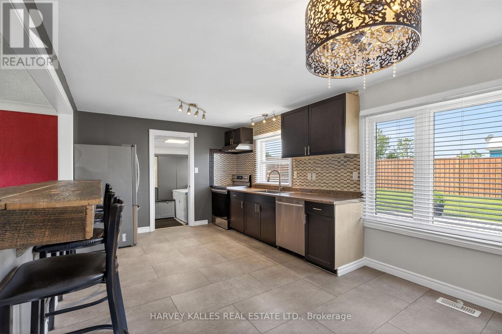 7566 Sixth Line, Milton, Ontario  L0P 1E0 - Photo 8 - W13436170