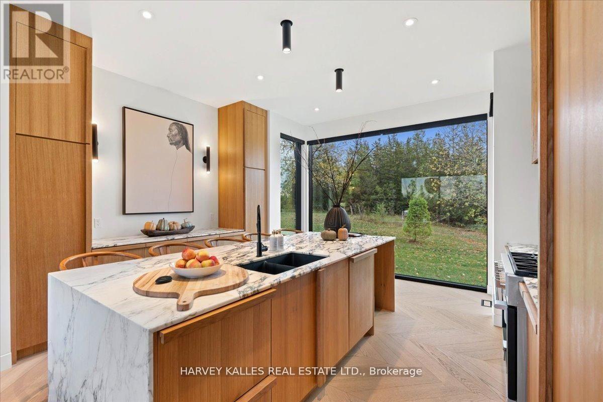 690 Weese Road, Prince Edward County, Ontario K0K 1L0 - Photo 10 - X13436918
