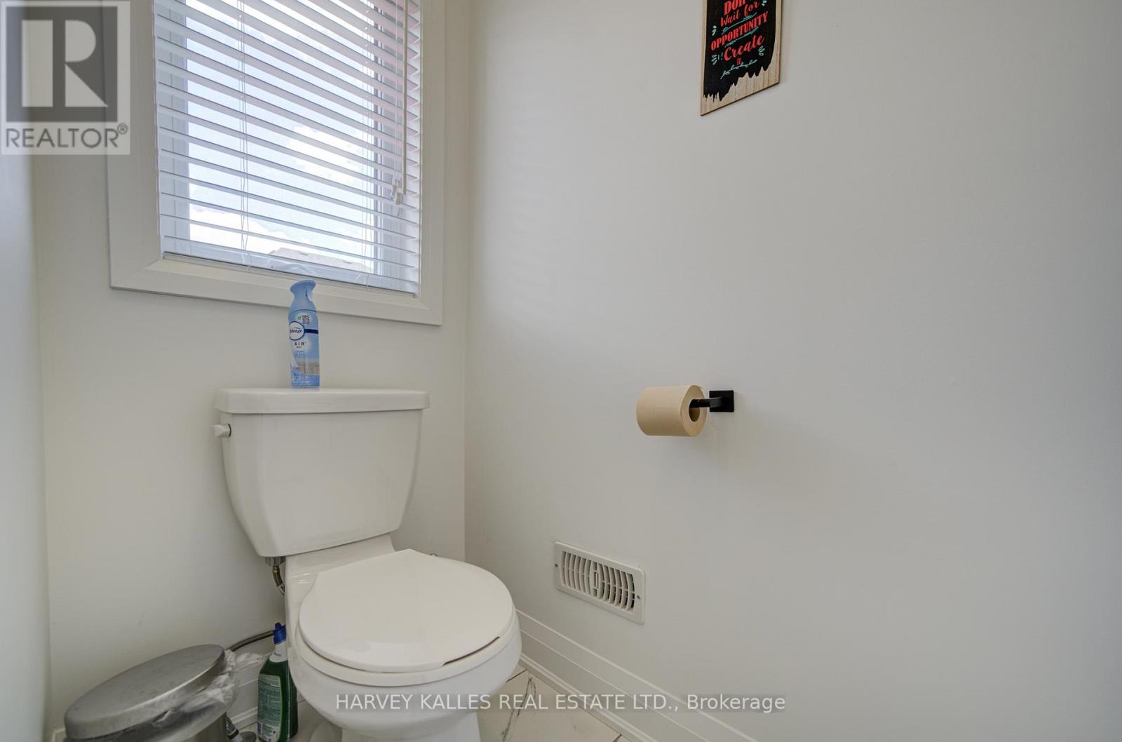 33 Concert Hill Way, East Gwillimbury, Ontario L9N 0W9 - Photo 30 - N13444084