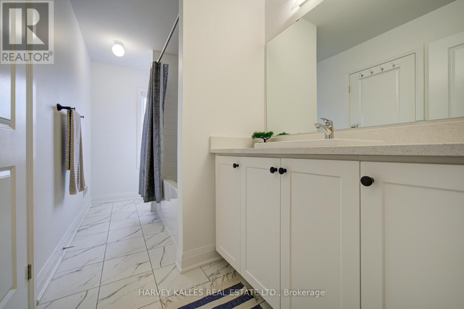 33 Concert Hill Way, East Gwillimbury, Ontario L9N 0W9 - Photo 35 - N13444084