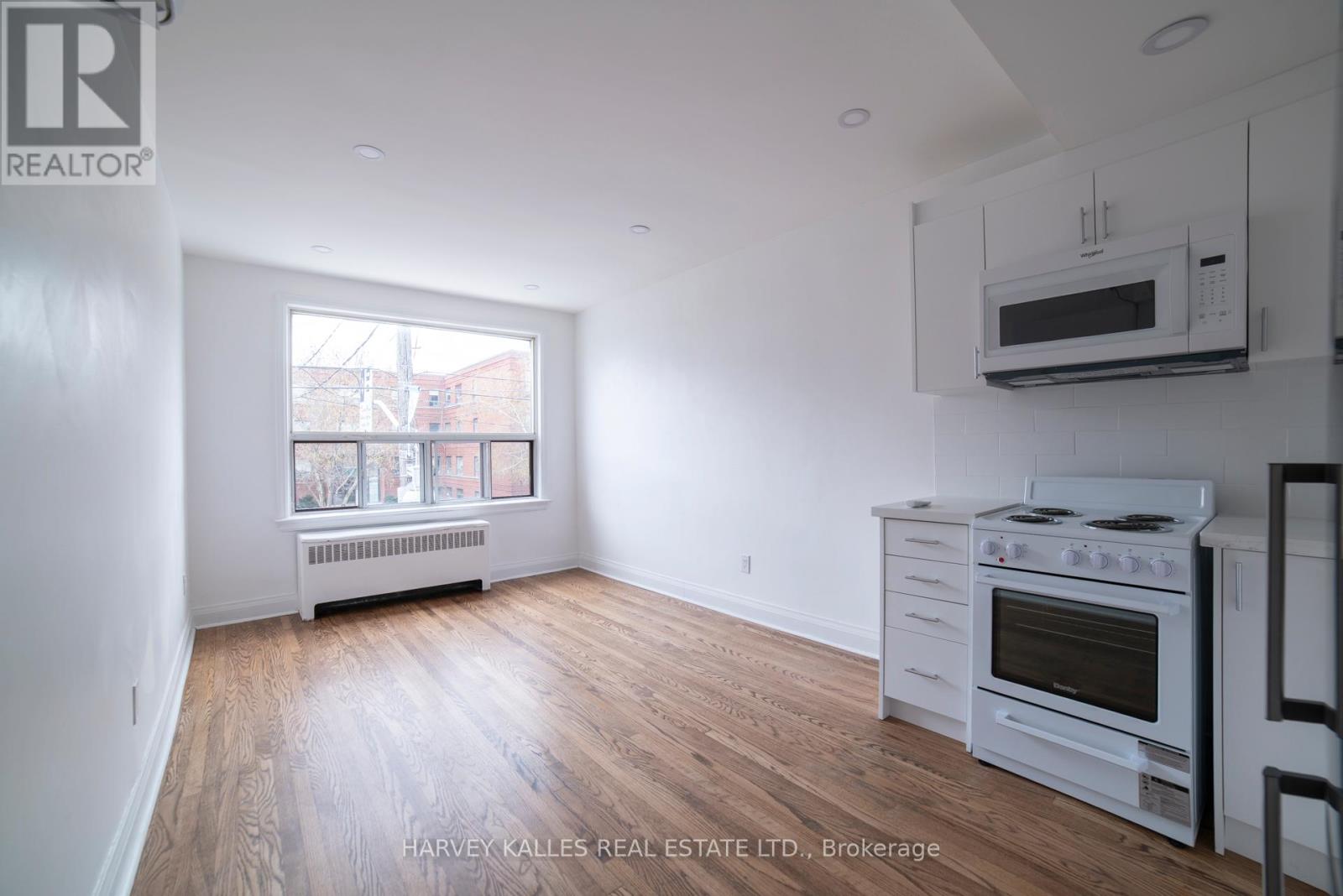 1 - 1980 Eglinton Avenue W, Toronto, Ontario  M6E 2J9 - Photo 2 - W13444484