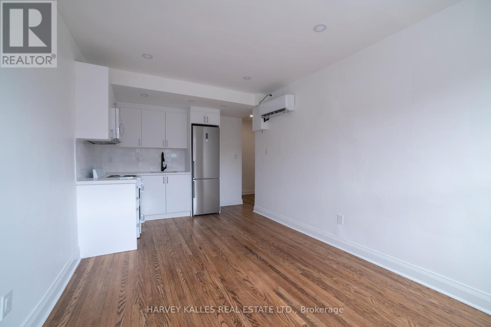 1 - 1980 Eglinton Avenue W, Toronto, Ontario  M6E 2J9 - Photo 3 - W13444484
