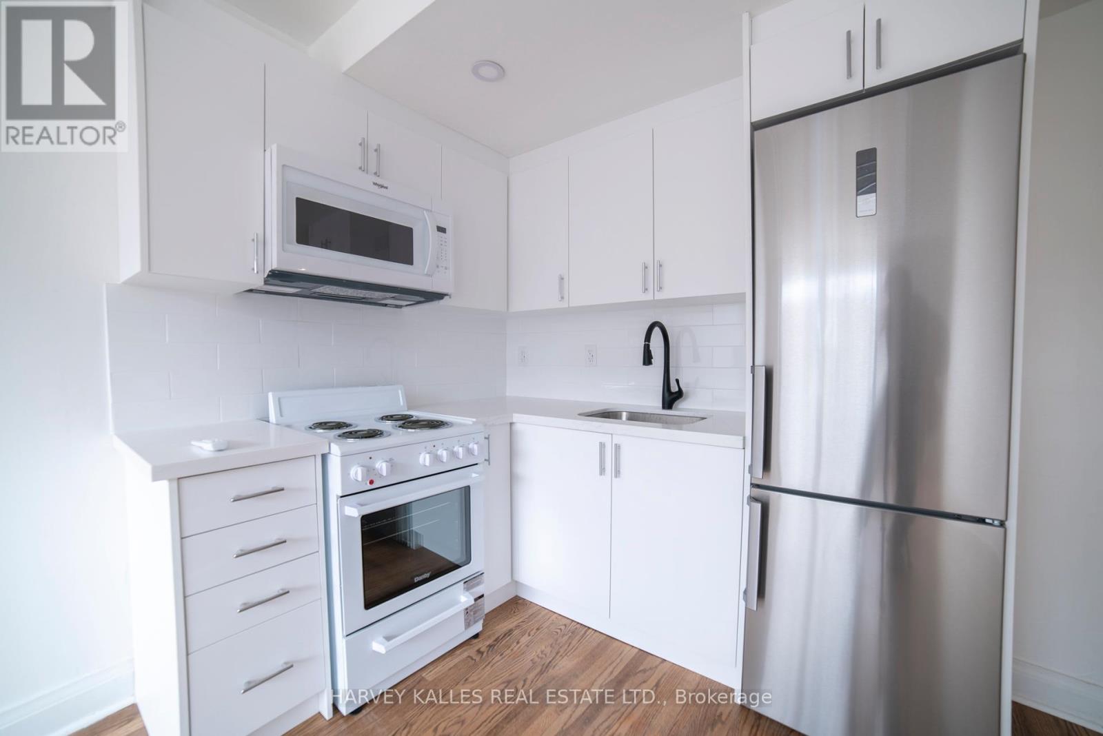 1 - 1980 Eglinton Avenue W, Toronto, Ontario  M6E 2J9 - Photo 5 - W13444484