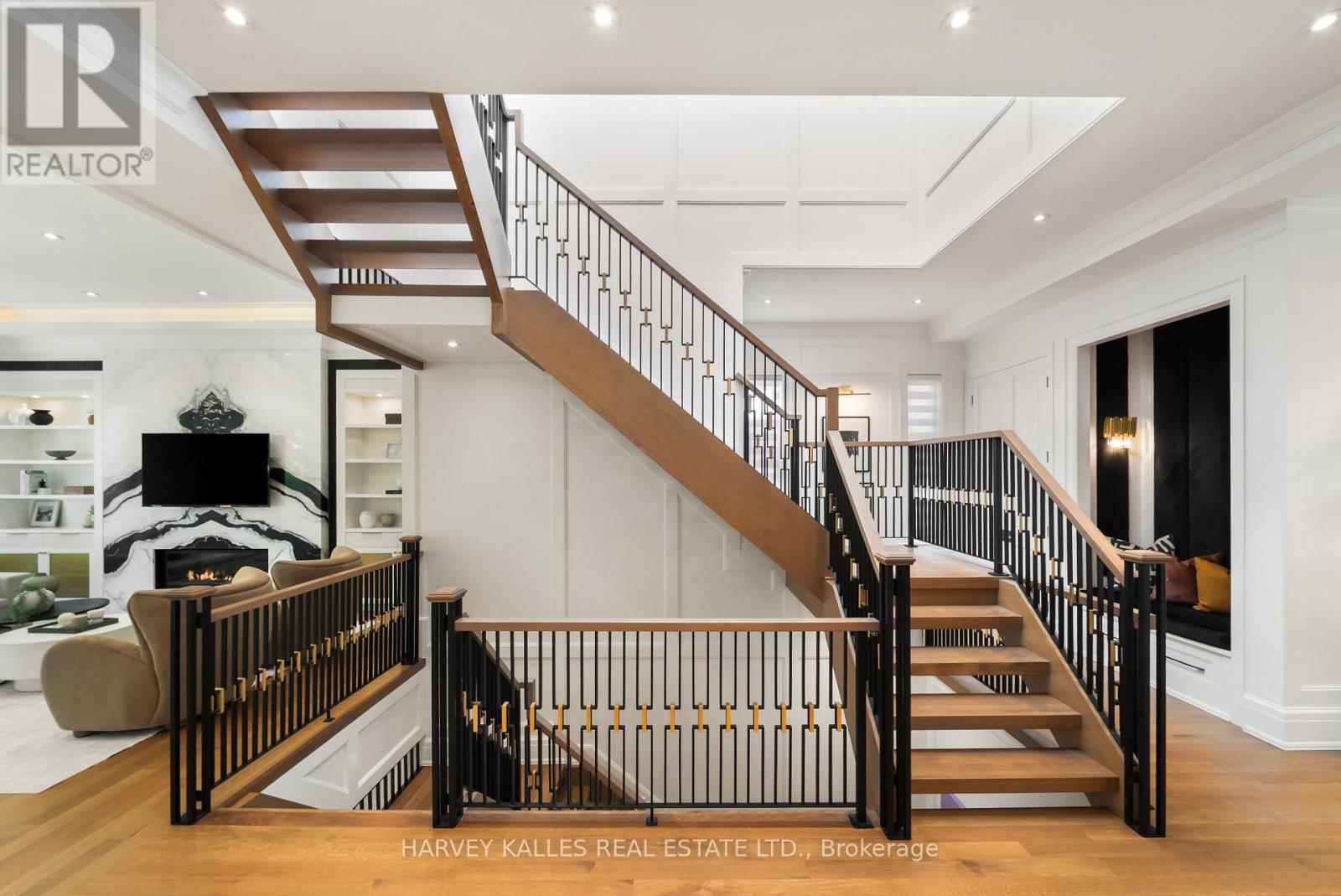 148 Munro Boulevard, Toronto, Ontario M2P 1C8 - Photo 16 - C13446482
