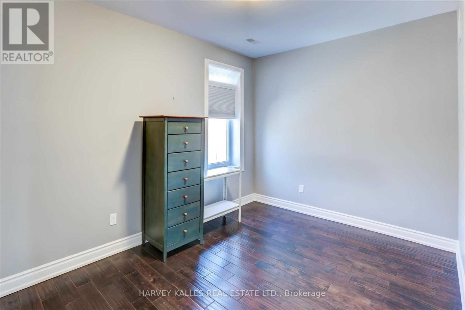 58 Sandford Avenue, Toronto, Ontario M4L 2E7 - Photo 16 - E13449590