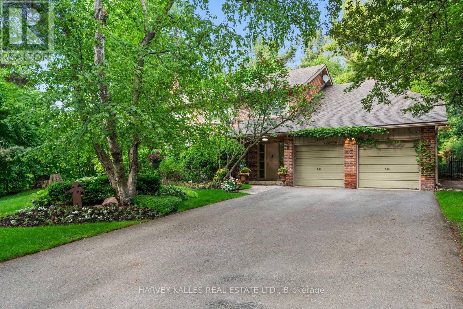 1 VYNER ROAD, Toronto, Ontario