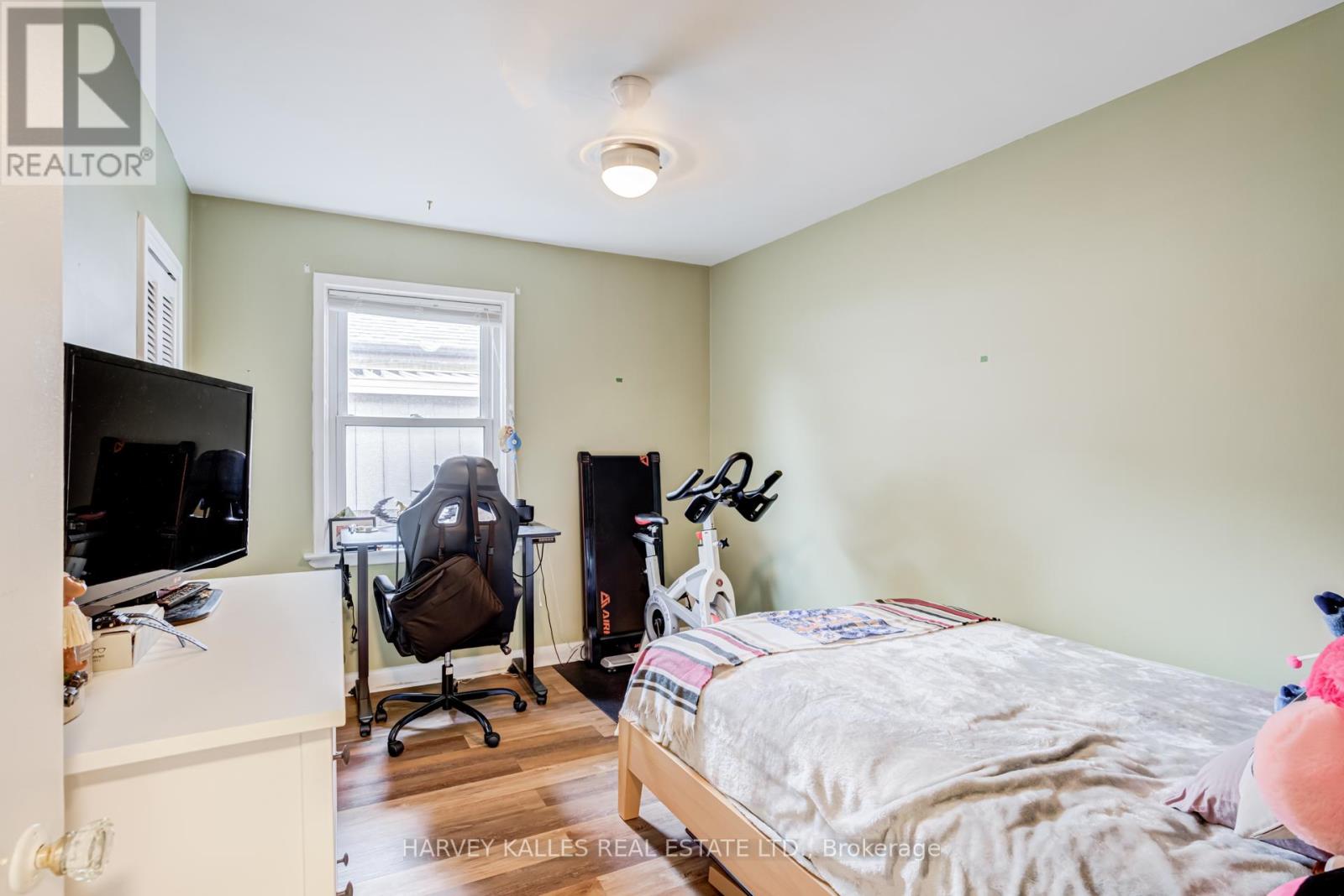 9 Sealcove Drive, Toronto, Ontario  M9C 2C3 - Photo 18 - W13453412