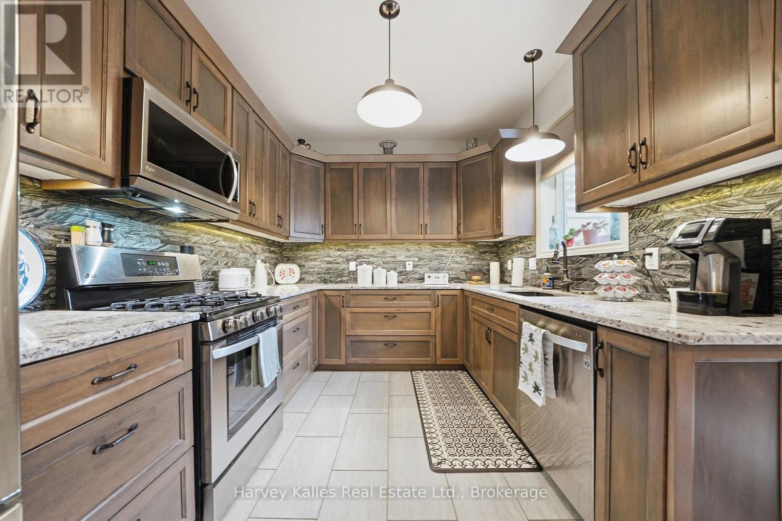 3 Cardinal Court, Quinte West, Ontario  K8V 5P6 - Photo 11 - X13453952