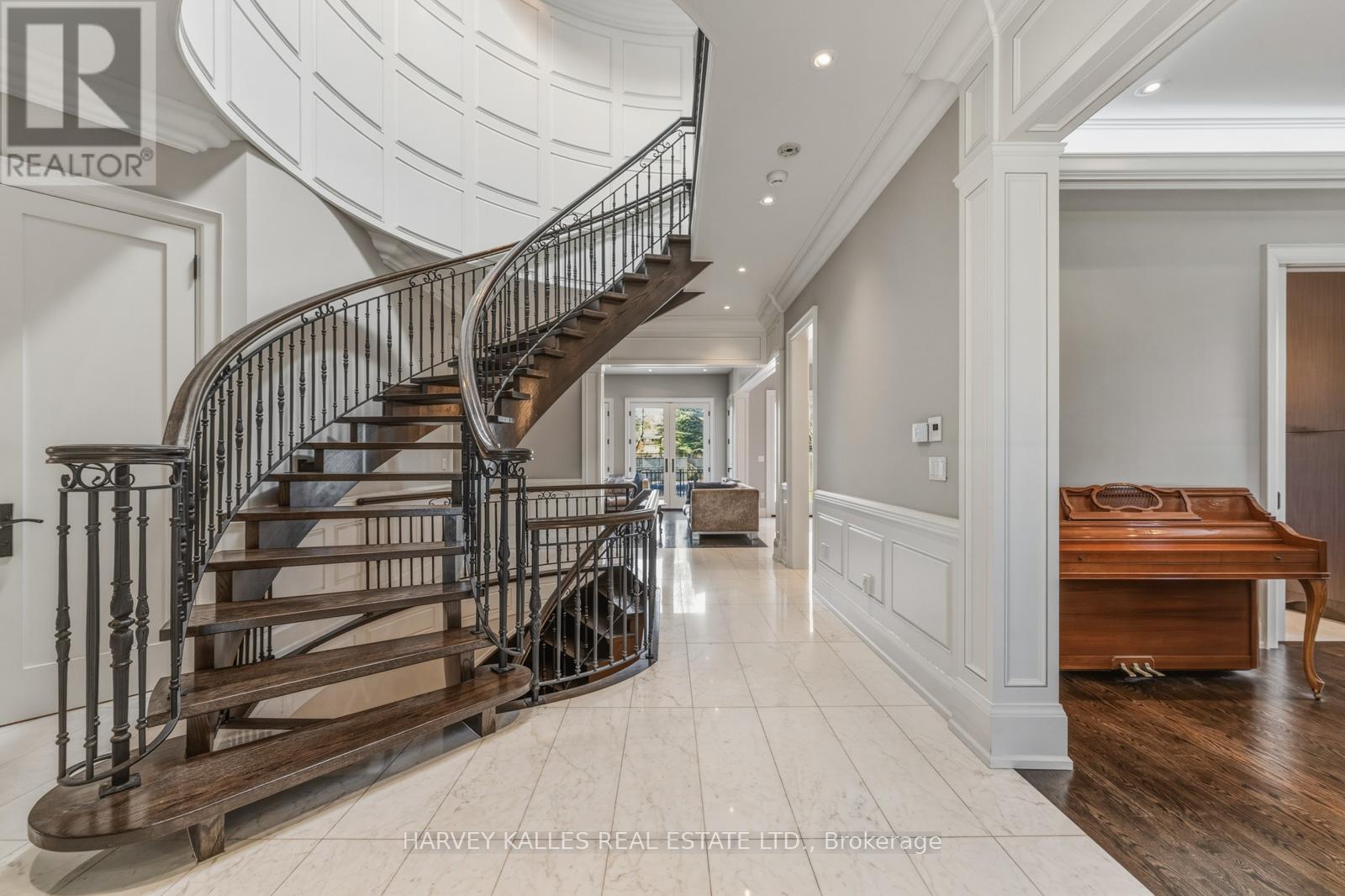148 Delhi Avenue, Toronto, Ontario  M3H 1A6 - Photo 2 - C13454948