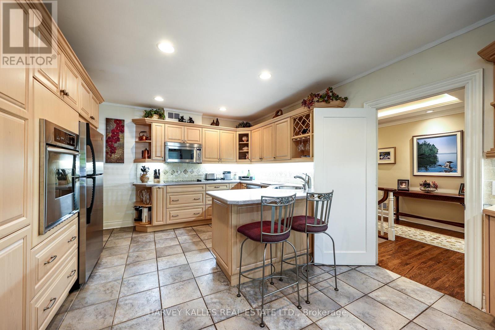 176 Old Yonge Street, Toronto, Ontario  M2P 1P9 - Photo 17 - C13455006