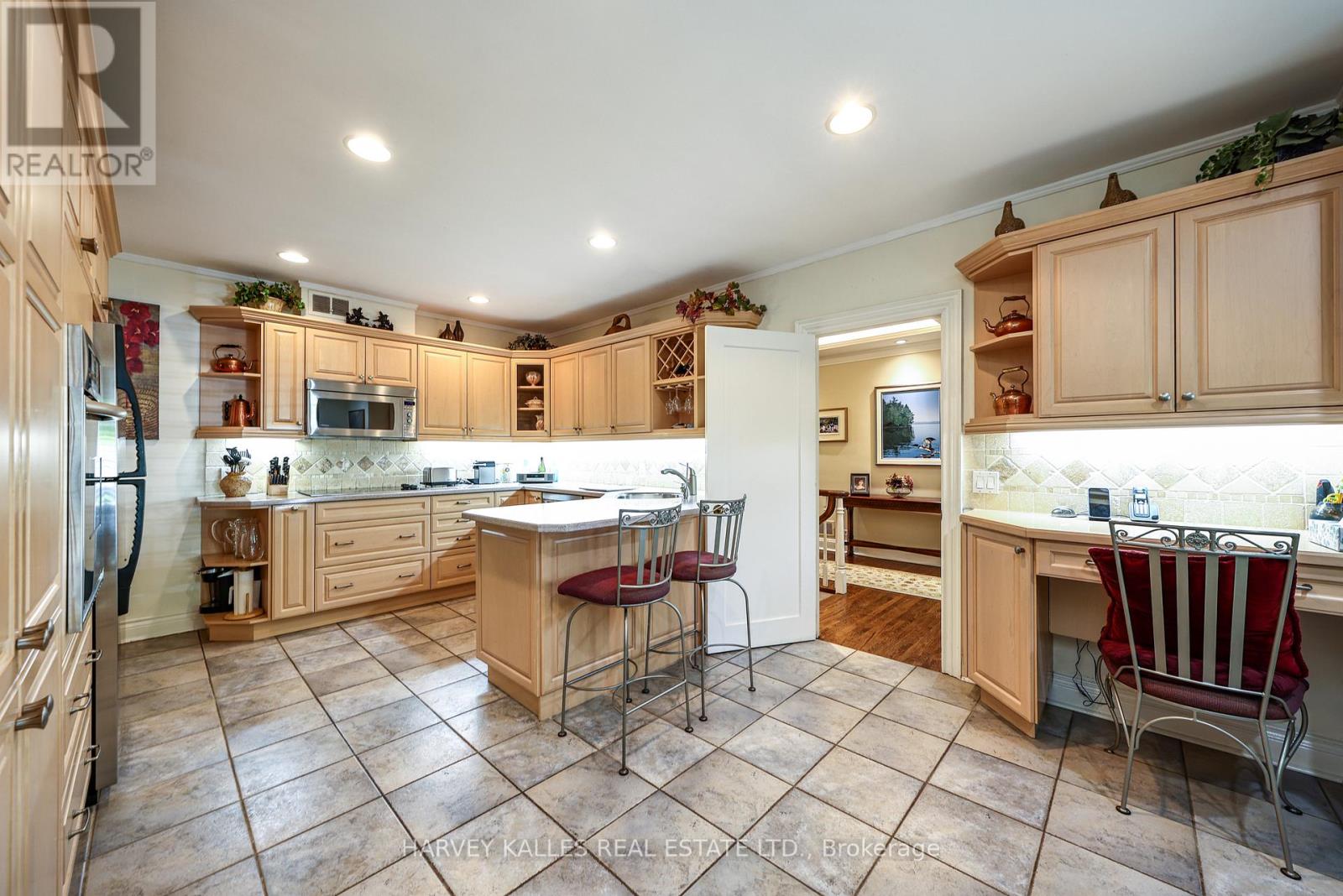 176 Old Yonge Street, Toronto, Ontario  M2P 1P9 - Photo 18 - C13455006