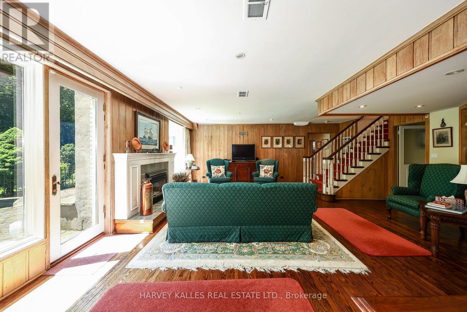 176 Old Yonge Street, Toronto, Ontario  M2P 1P9 - Photo 33 - C13455006