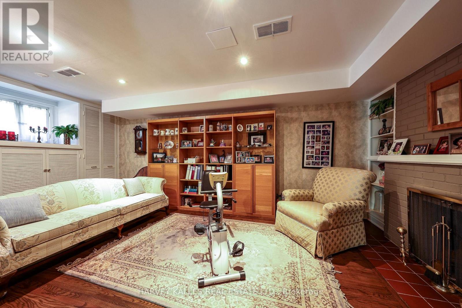176 Old Yonge Street, Toronto, Ontario  M2P 1P9 - Photo 39 - C13455006