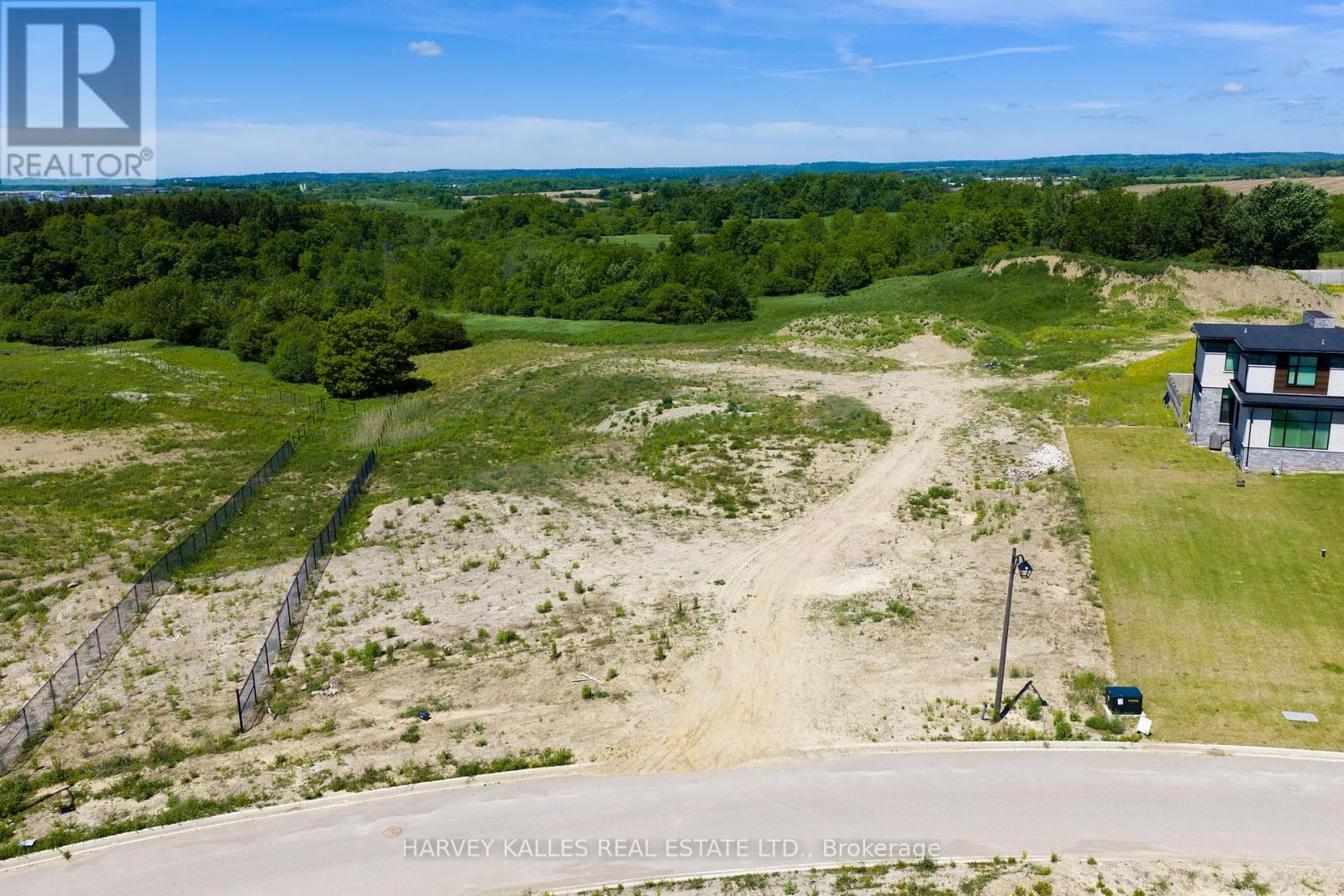 24 Sugarbush Court, Halton Hills, Ontario L7G 4S7 - Photo 15 - W13455350