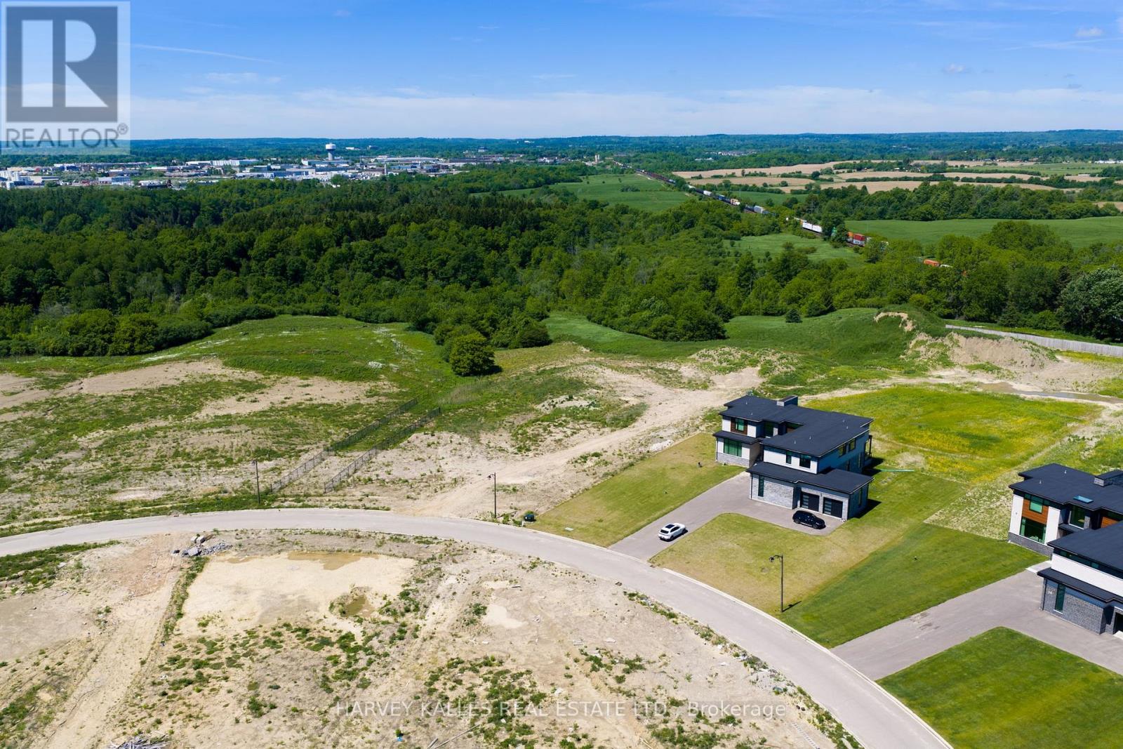 24 Sugarbush Court, Halton Hills, Ontario L7G 4S7 - Photo 7 - W13455350