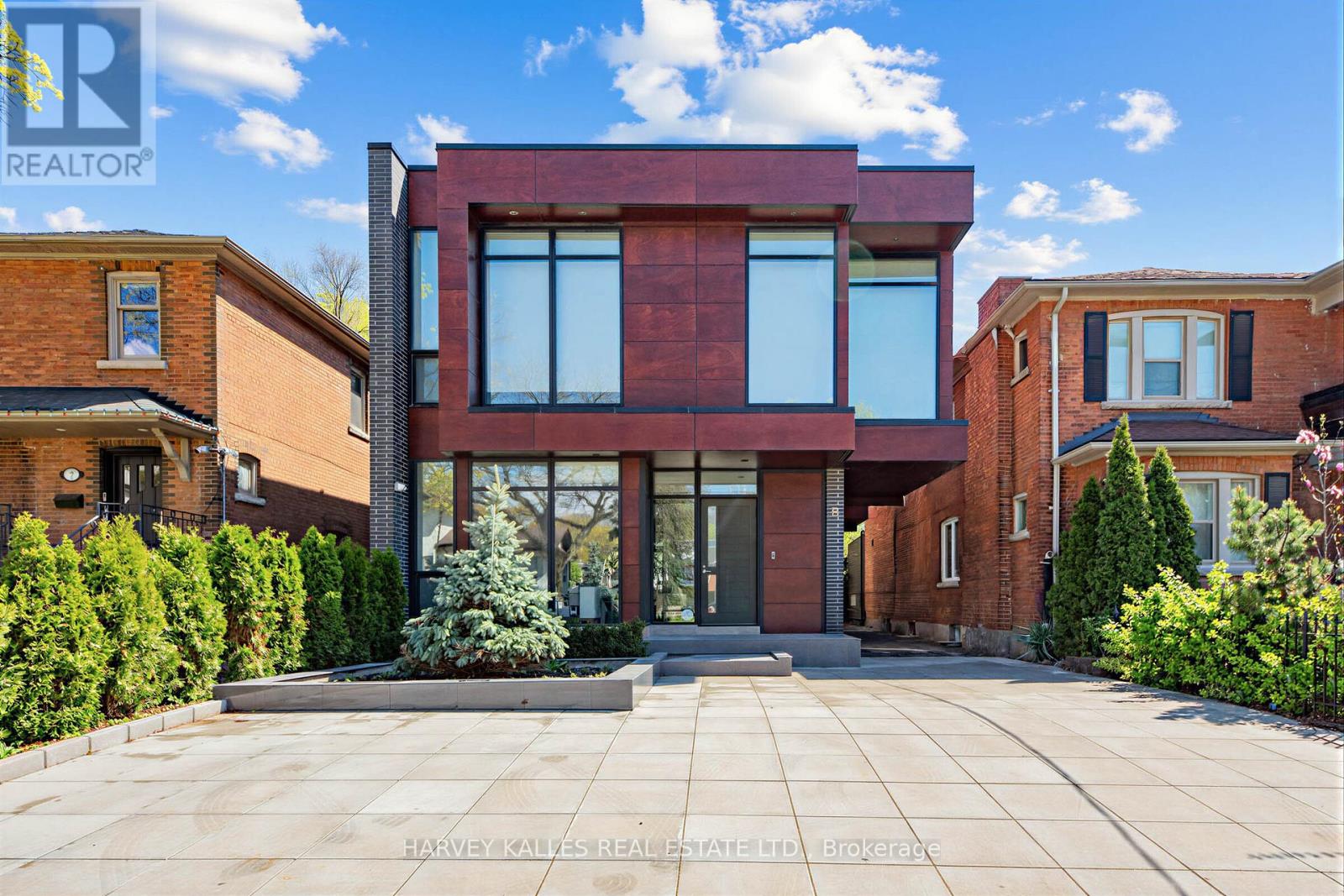5 BRAEMAR AVENUE, Toronto, Ontario