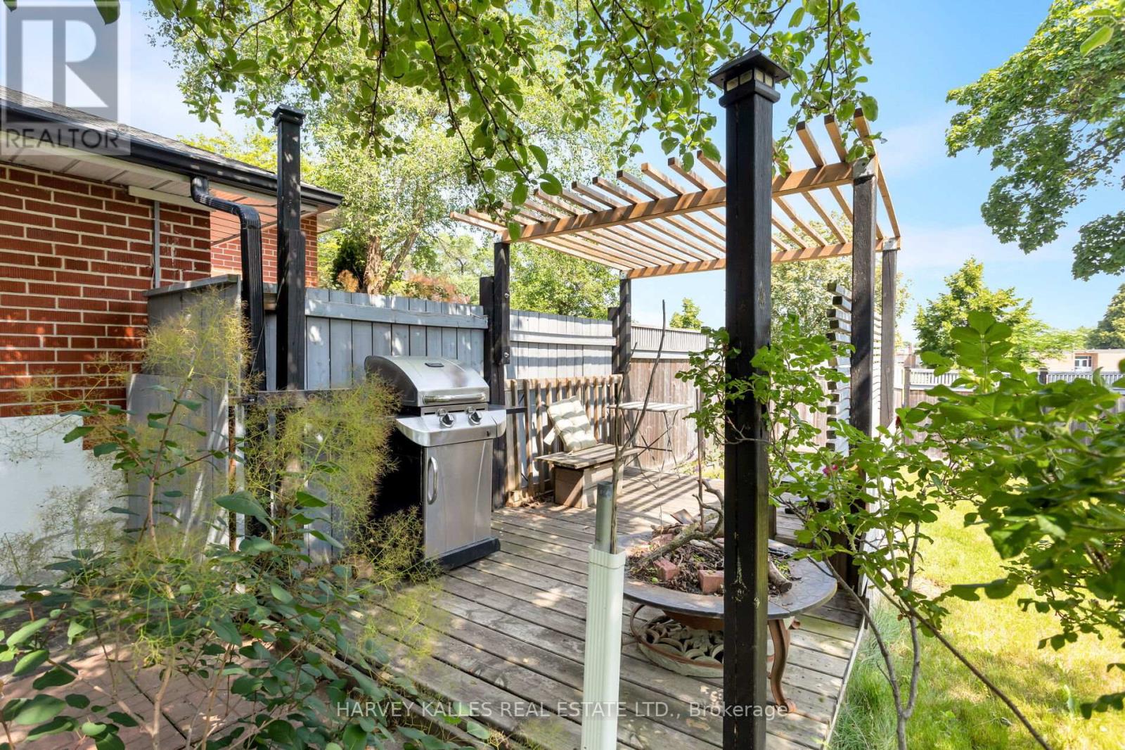 49 Learmont Drive, Toronto, Ontario M9R 2E9 - Photo 34 - W13456296