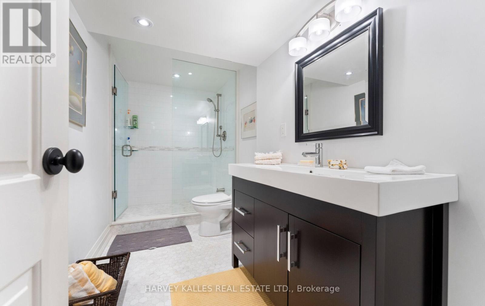8 Granada Court, Markham, Ontario L3T 4V4 - Photo 45 - N13460410
