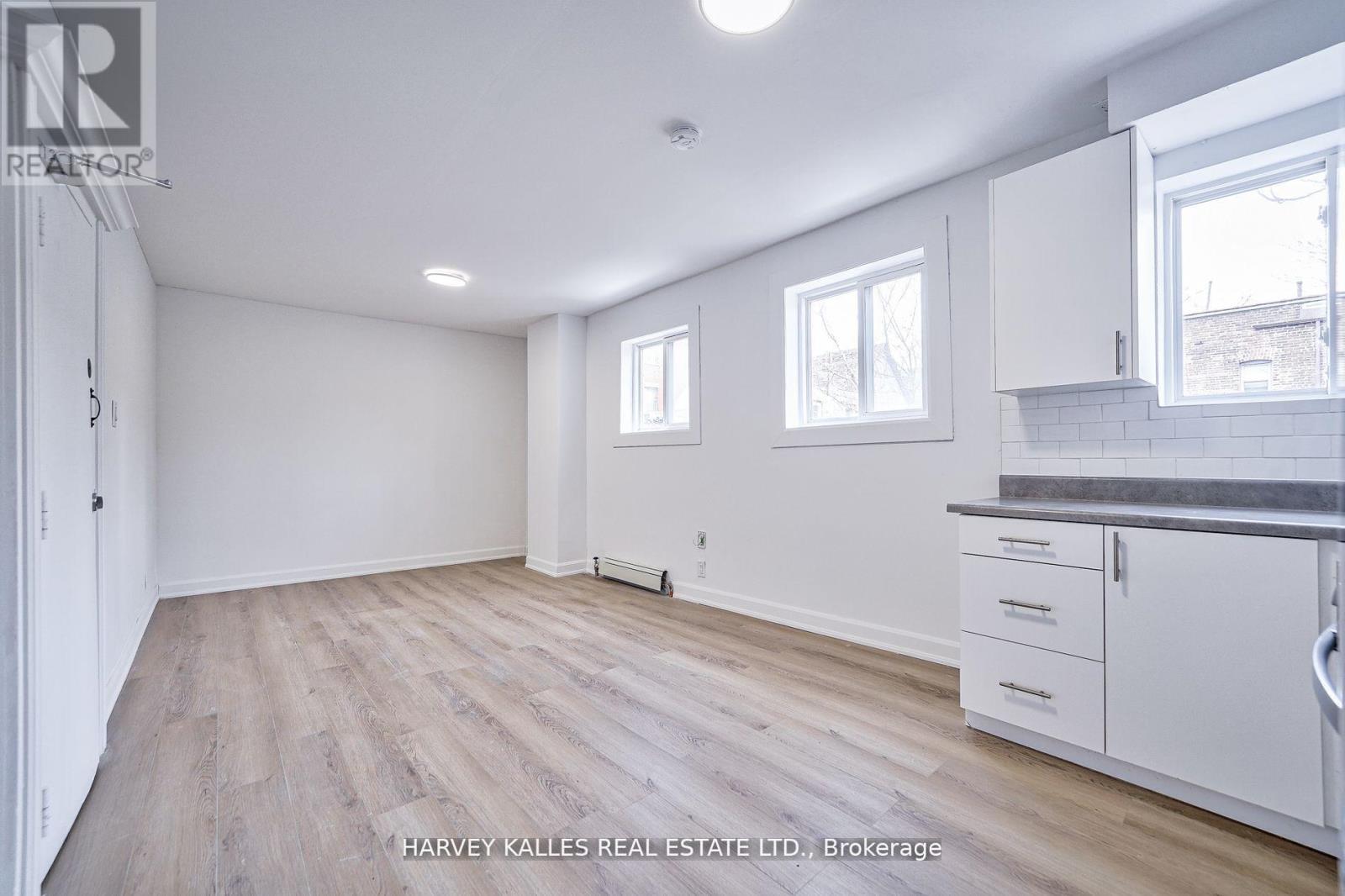 Unit 2 - 1046 Bathurst Street, Toronto, Ontario M5R 3G7 - Photo 15 - C13462490