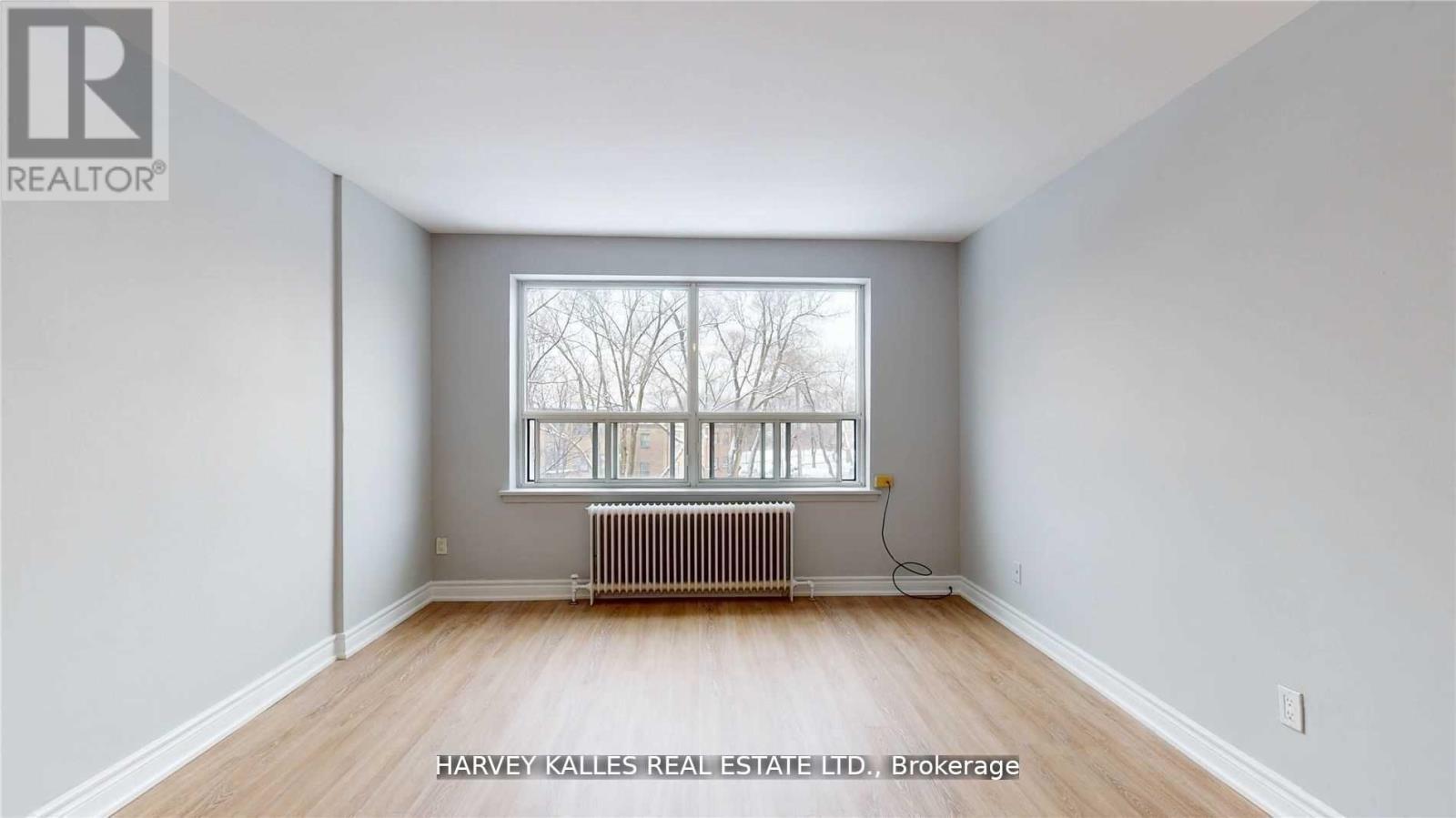 203 - 4 Greentree Court, Toronto, Ontario  M6M 2A5 - Photo 2 - W13462464