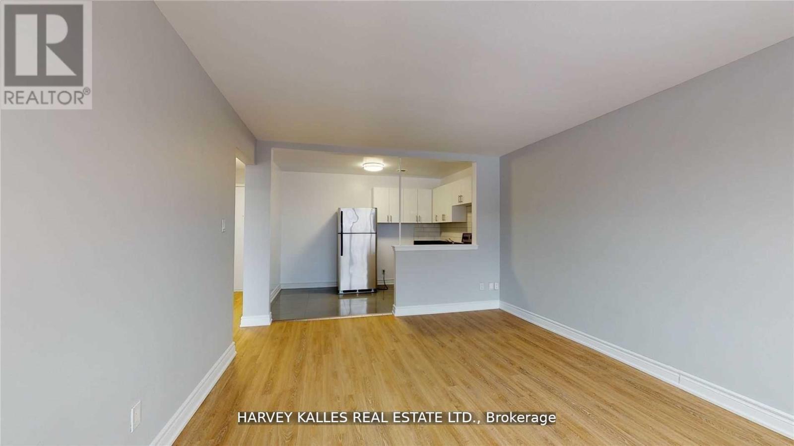 203 - 4 Greentree Court, Toronto, Ontario  M6M 2A5 - Photo 3 - W13462464
