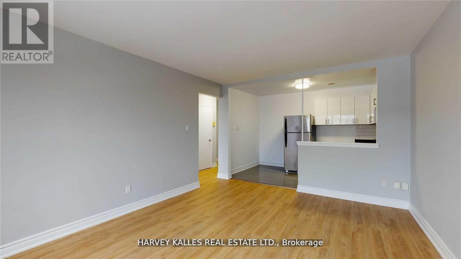203 - 4 Greentree Court, Toronto, Ontario  M6M 2A5 - Photo 4 - W13462464