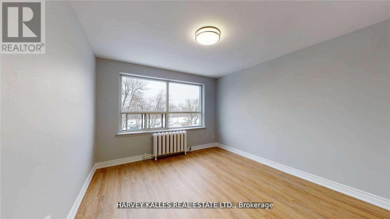203 - 4 Greentree Court, Toronto, Ontario  M6M 2A5 - Photo 8 - W13462464