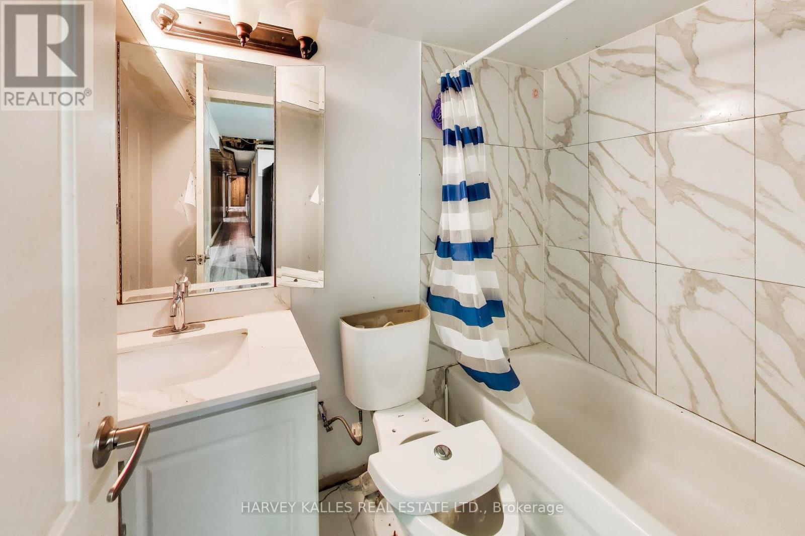 3760 Woodruff Crescent, Mississauga, Ontario L4T 1T9 - Photo 35 - W13462664