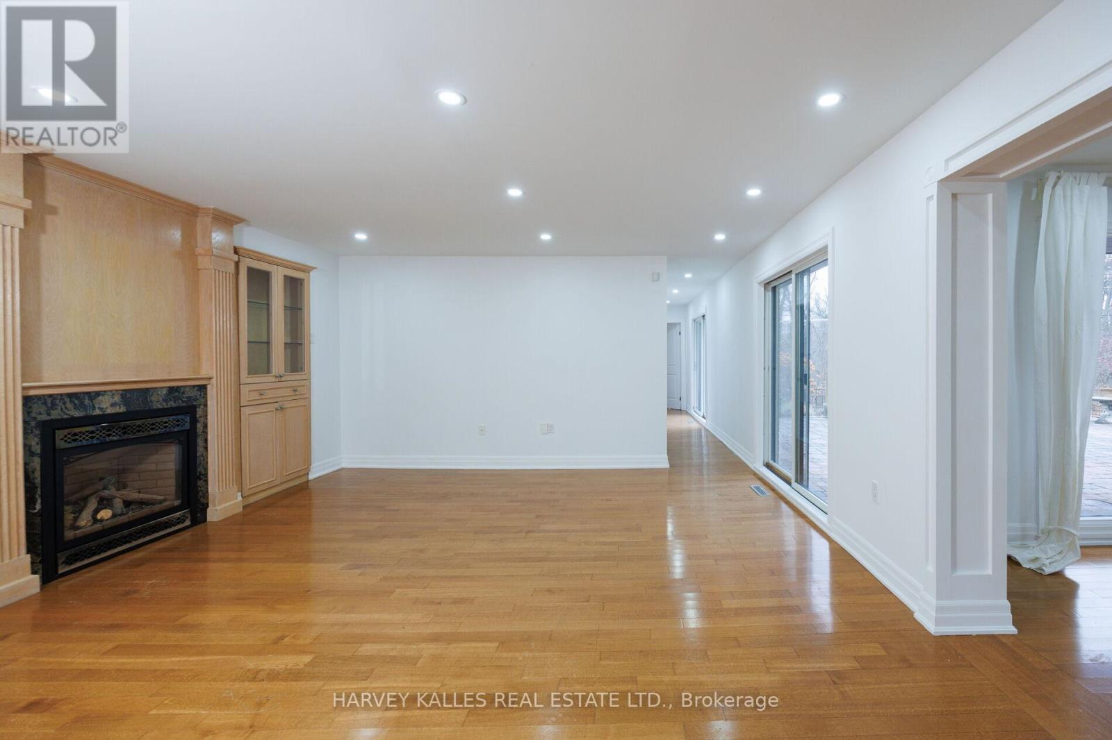 19 Blair Athol Crescent, Toronto, Ontario  M9A 1X6 - Photo 30 - W13468054