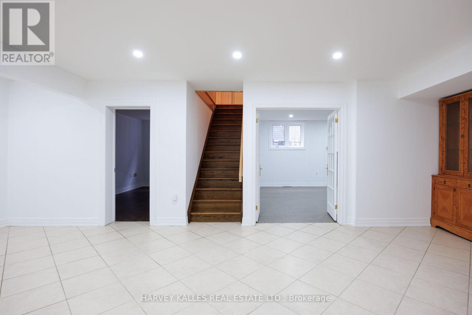 19 Blair Athol Crescent, Toronto, Ontario  M9A 1X6 - Photo 44 - W13468054