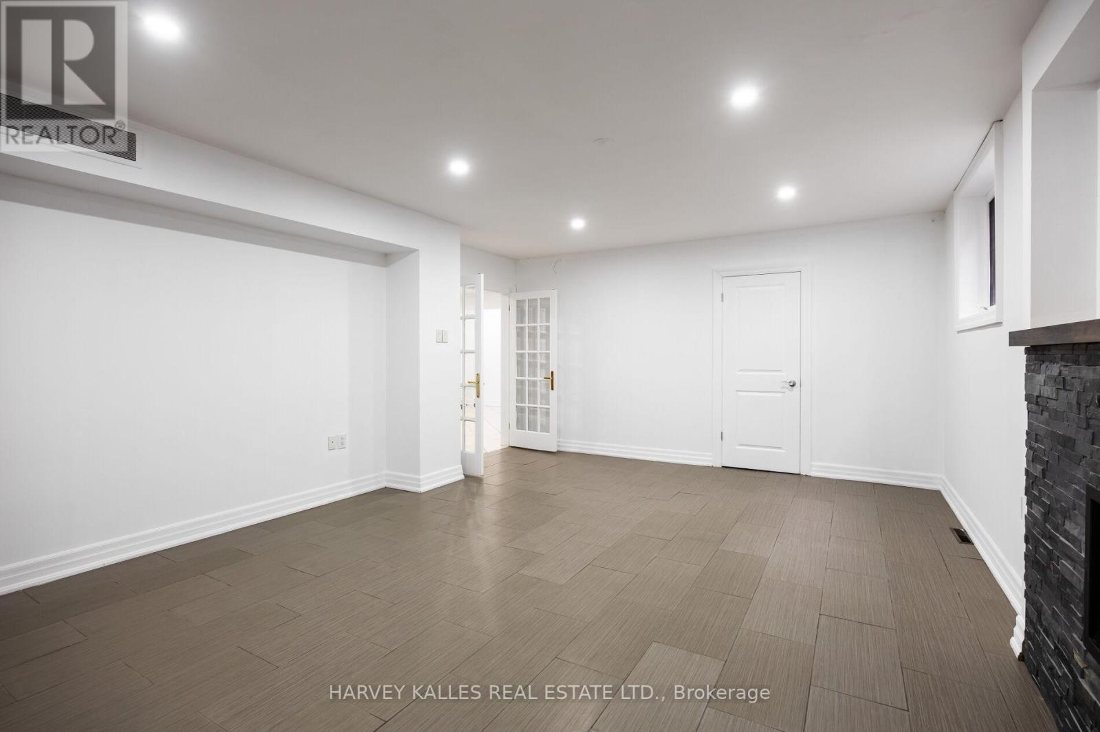 19 Blair Athol Crescent, Toronto, Ontario  M9A 1X6 - Photo 45 - W13468054