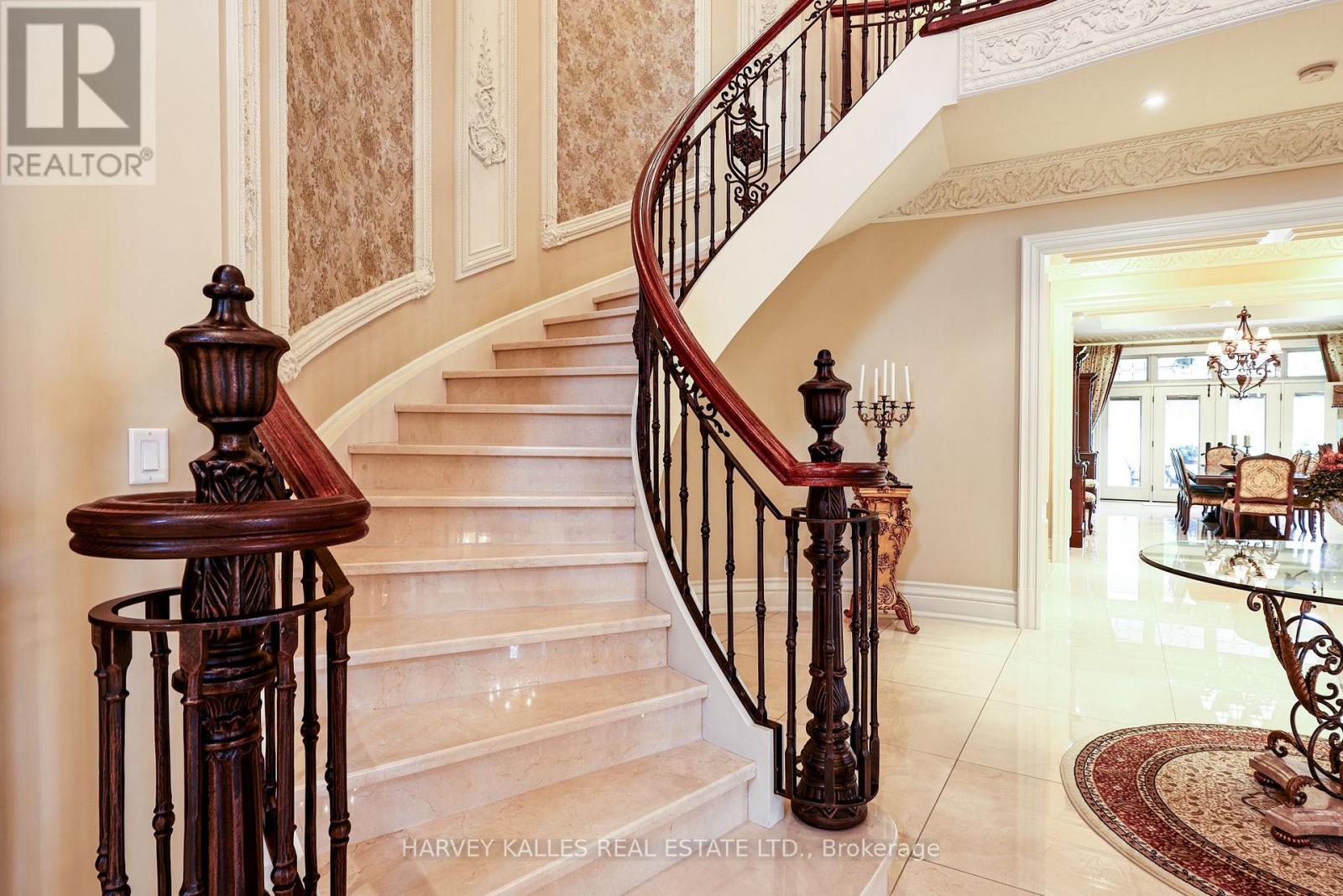 165 Parr Place, Vaughan, Ontario  L4J 8L1 - Photo 5 - N13468918
