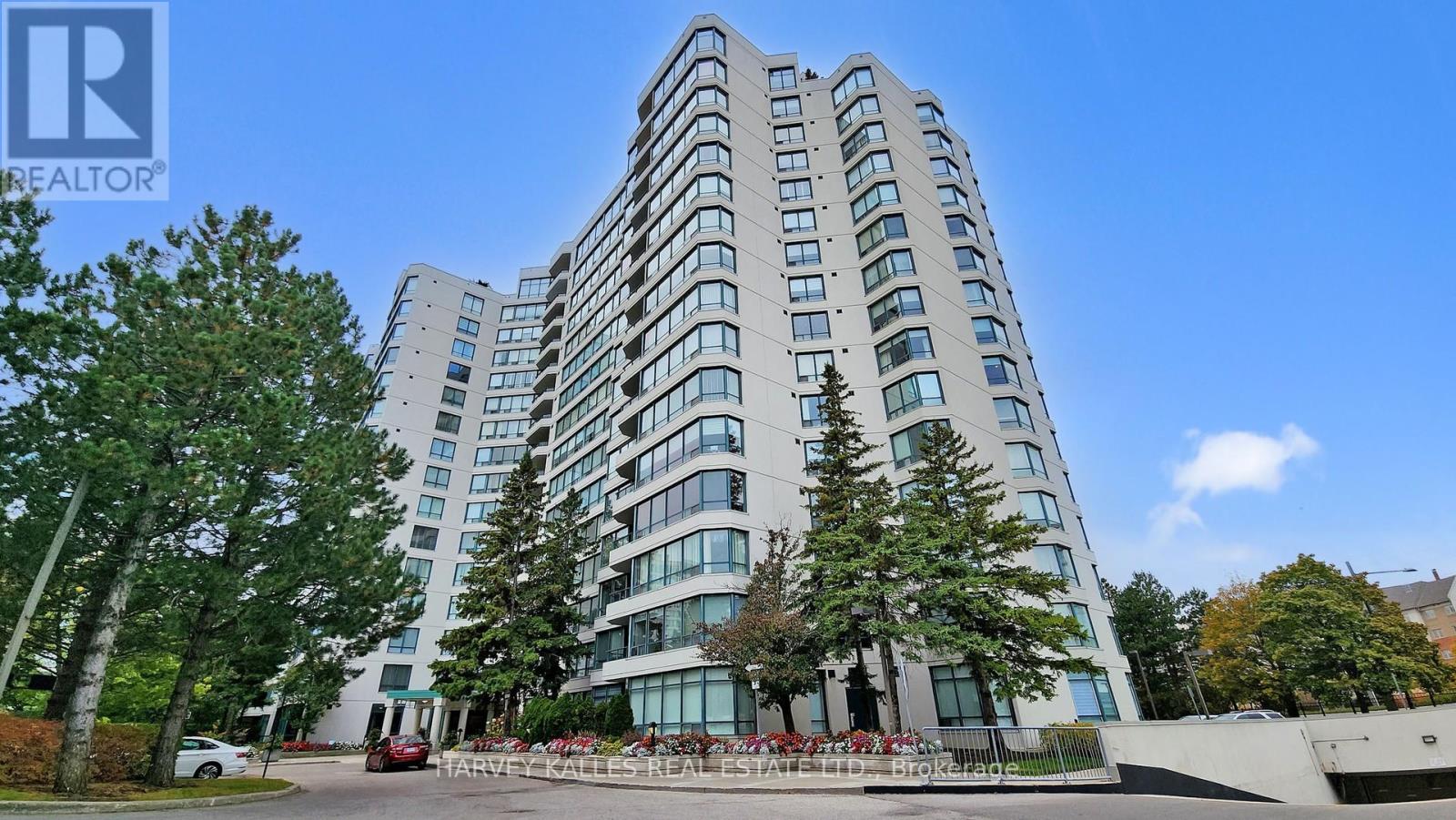 212 - 120 Promenade Circle, Vaughan, Ontario  L4J 7W9 - Photo 2 - N13469610