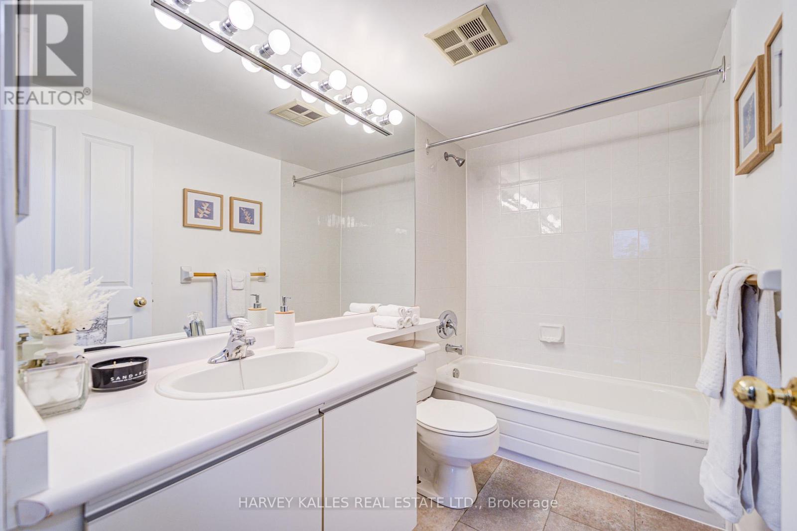 212 - 120 Promenade Circle, Vaughan, Ontario  L4J 7W9 - Photo 30 - N13469610