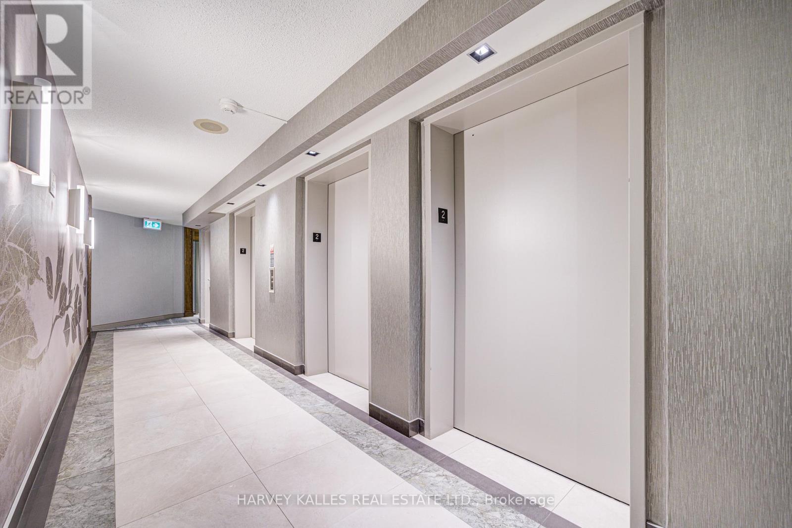 212 - 120 Promenade Circle, Vaughan, Ontario  L4J 7W9 - Photo 8 - N13469610