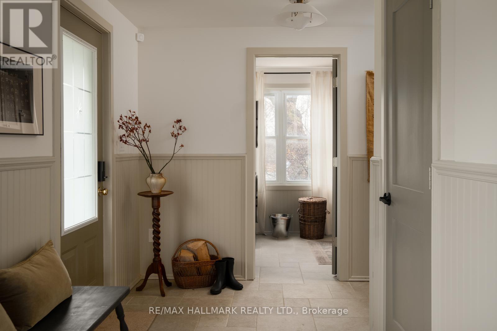 709 Old Milford Road, Prince Edward County, Ontario K0K 2T0 - Photo 4 - X13472836