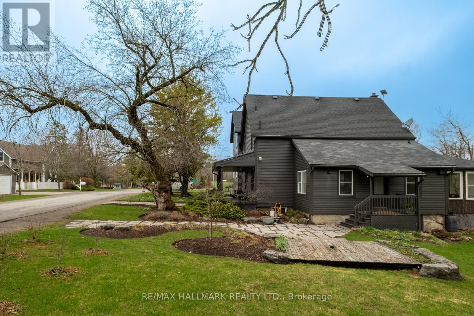 709 Old Milford Road, Prince Edward County, Ontario K0K 2T0 - Photo 42 - X13472836