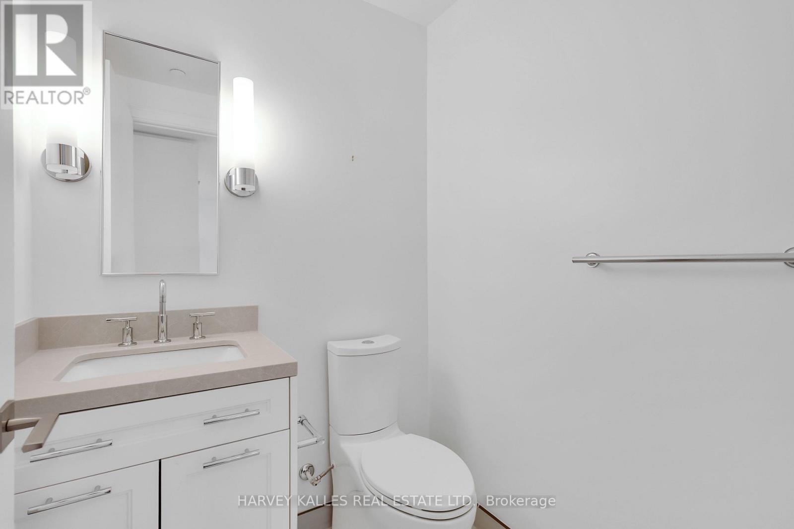 403 - 1 Strathgowan Avenue, Toronto, Ontario  M4N 0B3 - Photo 10 - C13473320